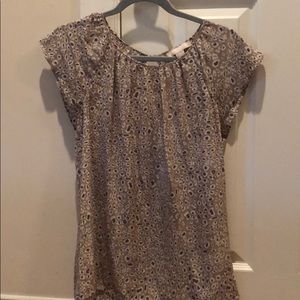 Banana Republic neutral animals print shirt